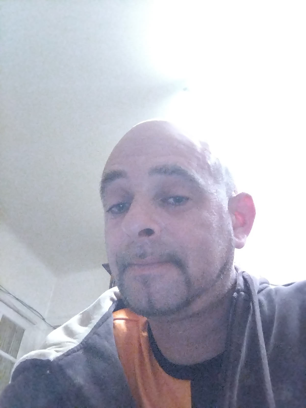 Profil de Levan, 45 ans, Escort TS France à Pontpoint