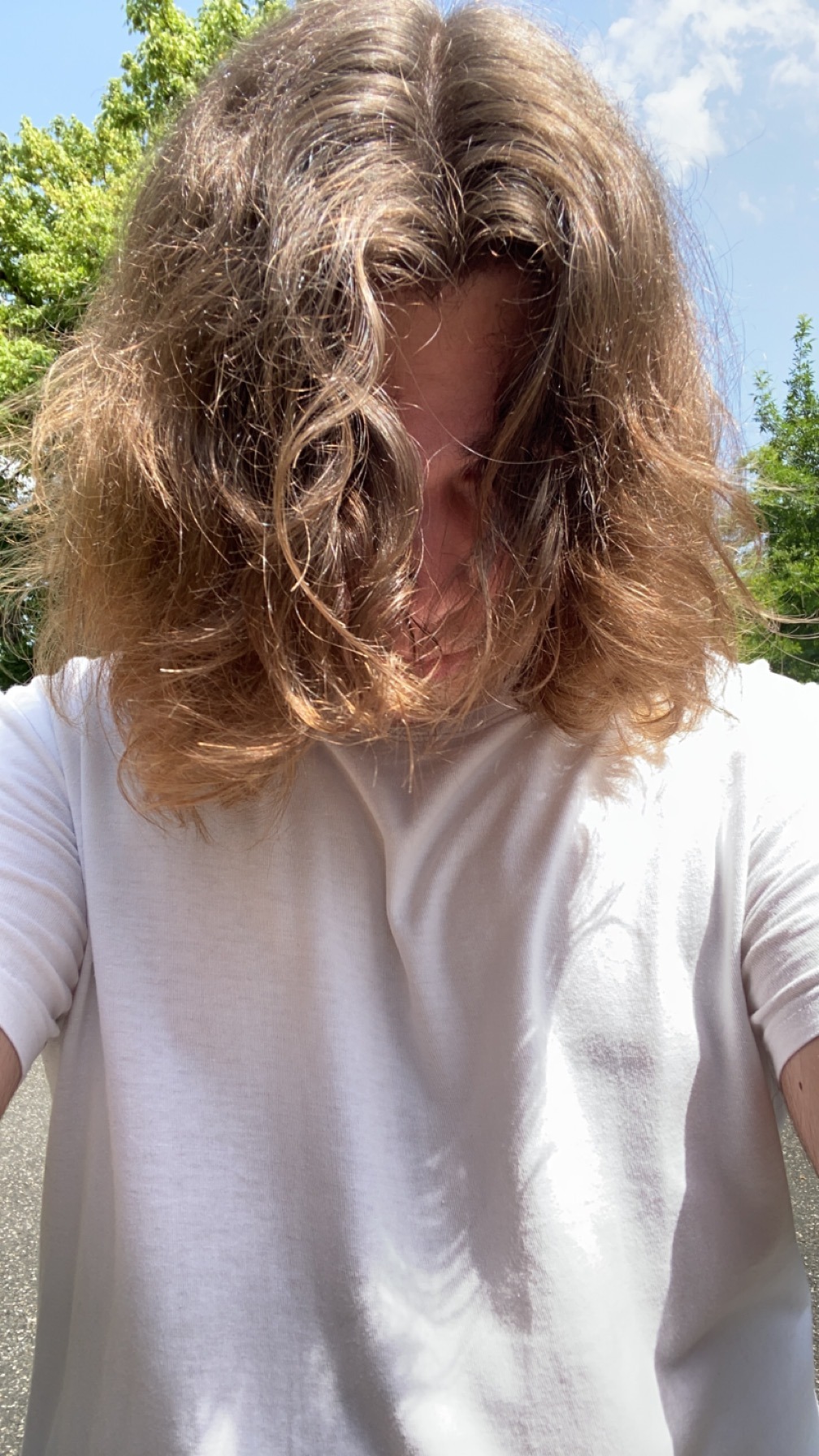 Profil de Clinton, 20 ans, Escort TS France à Caisnes