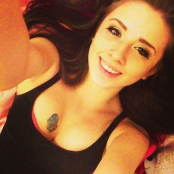 Profil de Annwen, 28 ans, Escort TS France à Ollezy