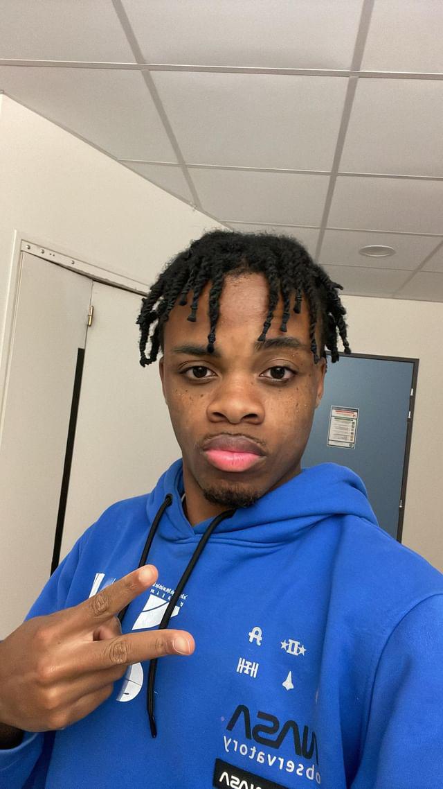 Profil de Abderrazak, 20 ans, Escort TS France à Dargies