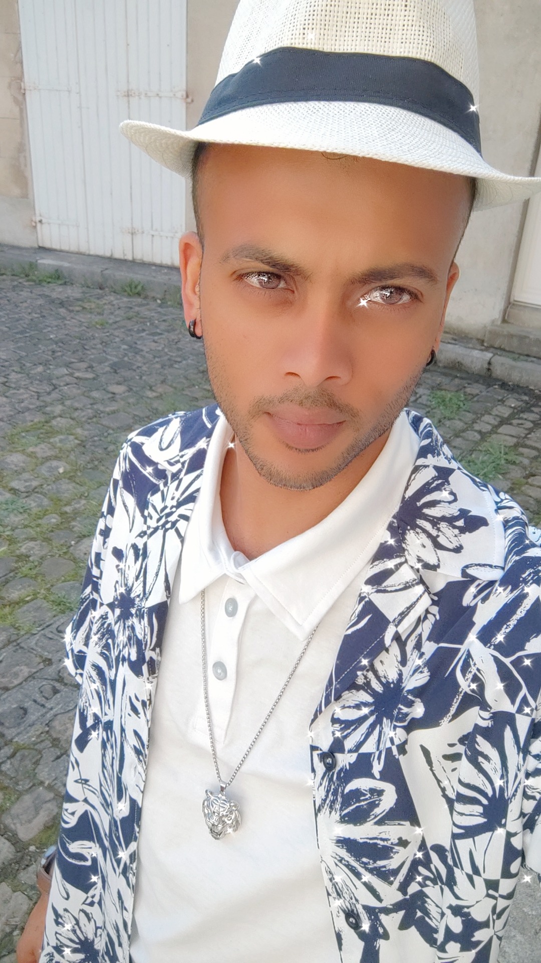 Profil de Erasme, 27 ans, Escort TS France à Compertrix