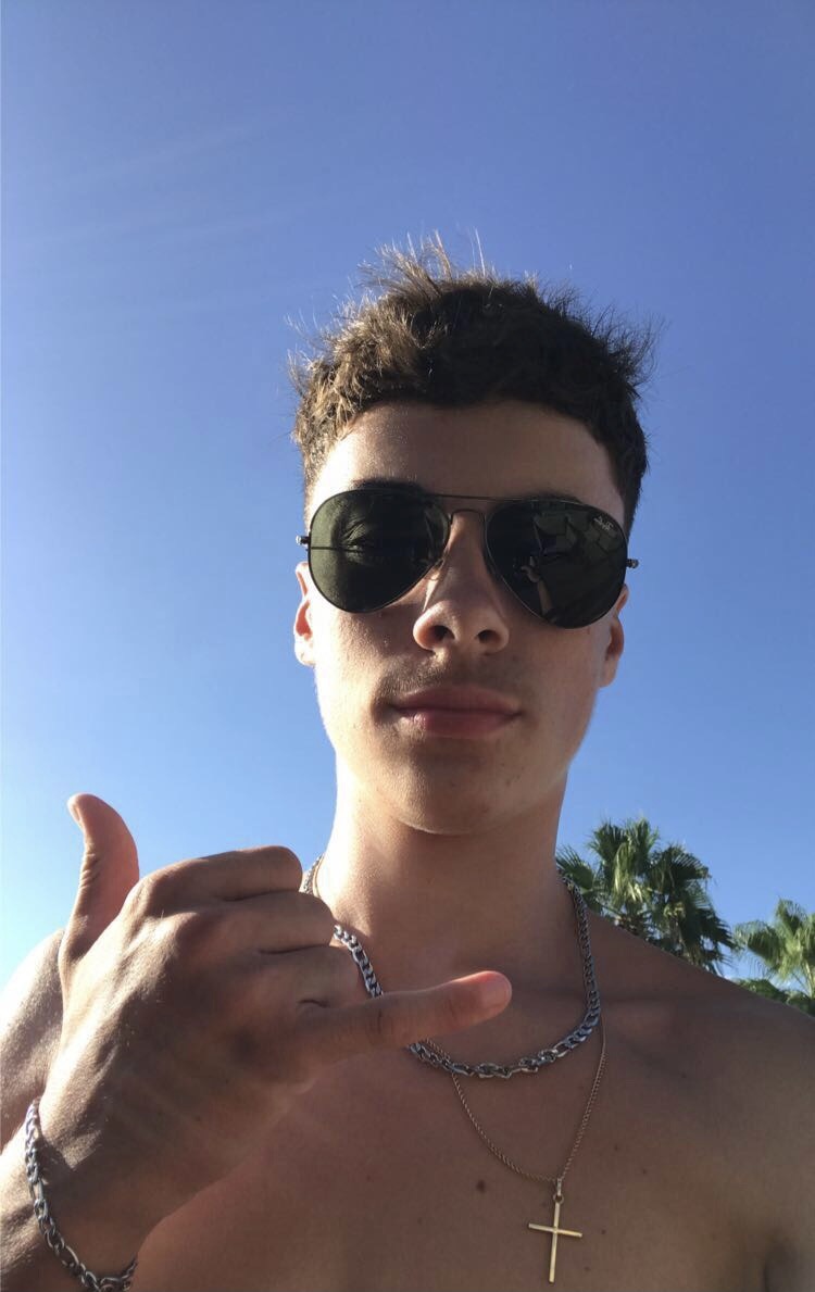 Profil de Eddie, 21 ans, Escort TS France à Aure