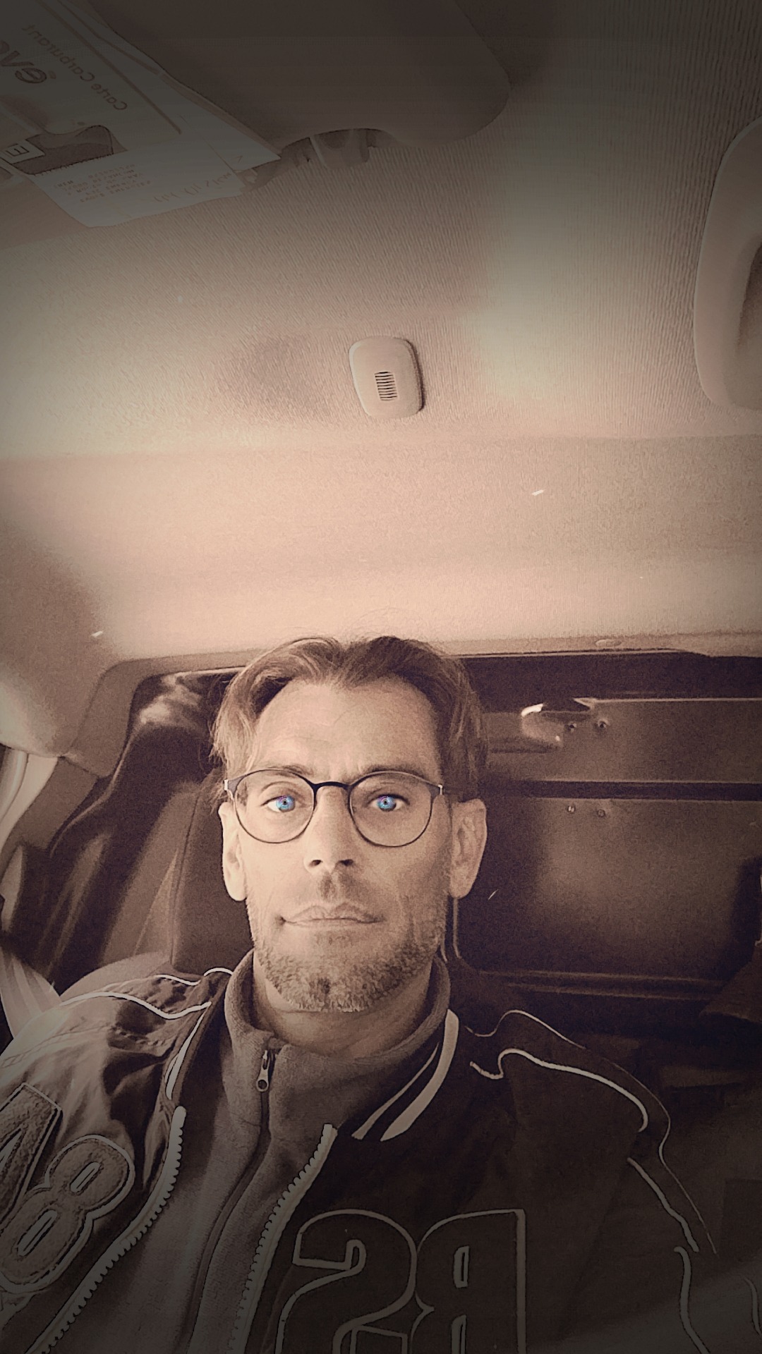 Profil de Nourreddine, 45 ans, Escort TS France à Compiègne
