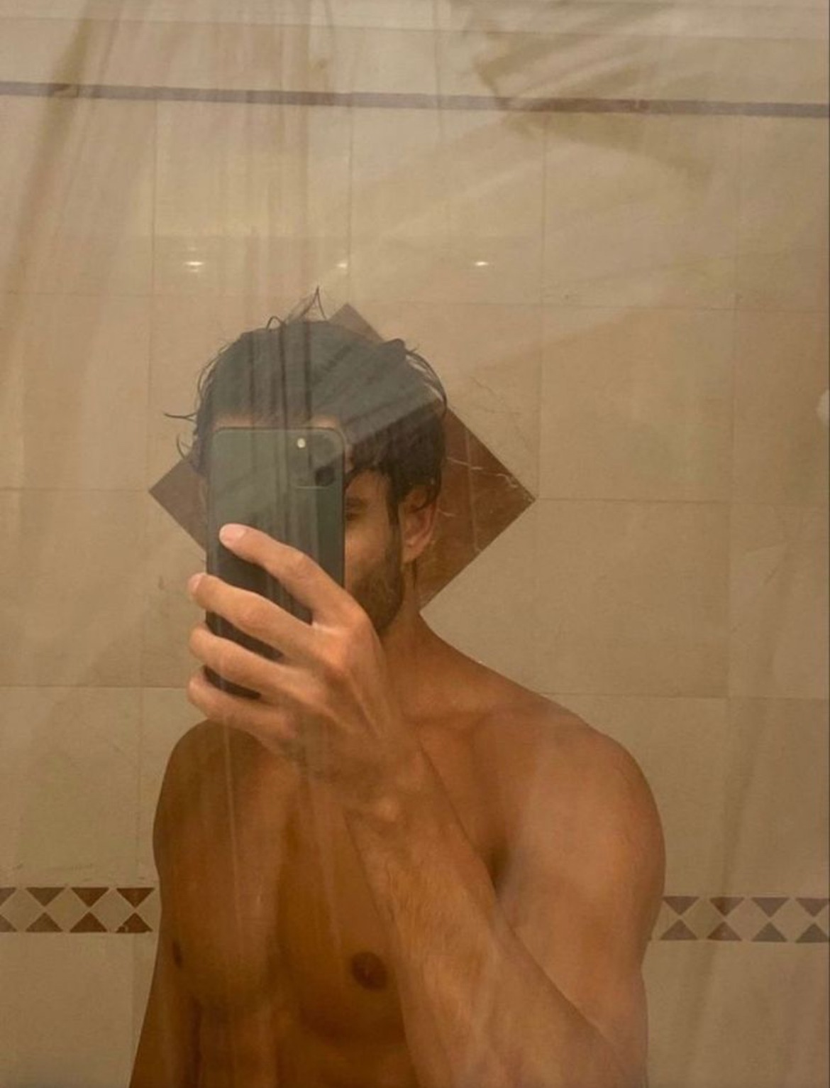 Profil de Hacen, 27 ans, Escort TS France à Mayronnes