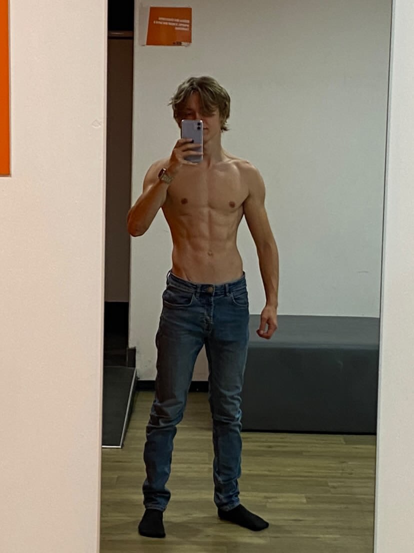 Profil de Fathi, 21 ans, Escort TS France à Fays