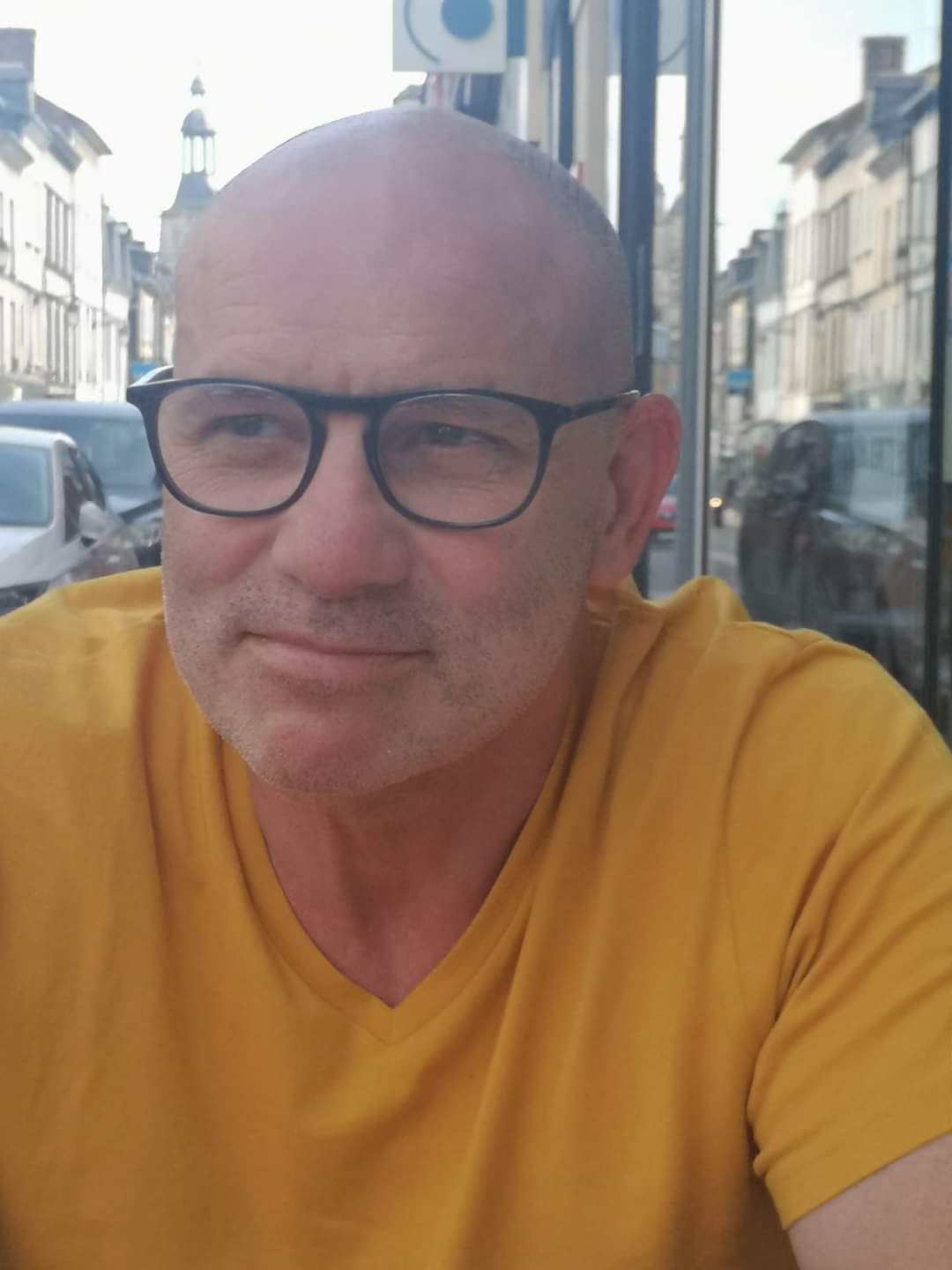 Profil de Romain, 55 ans, Escort TS France à Larnod