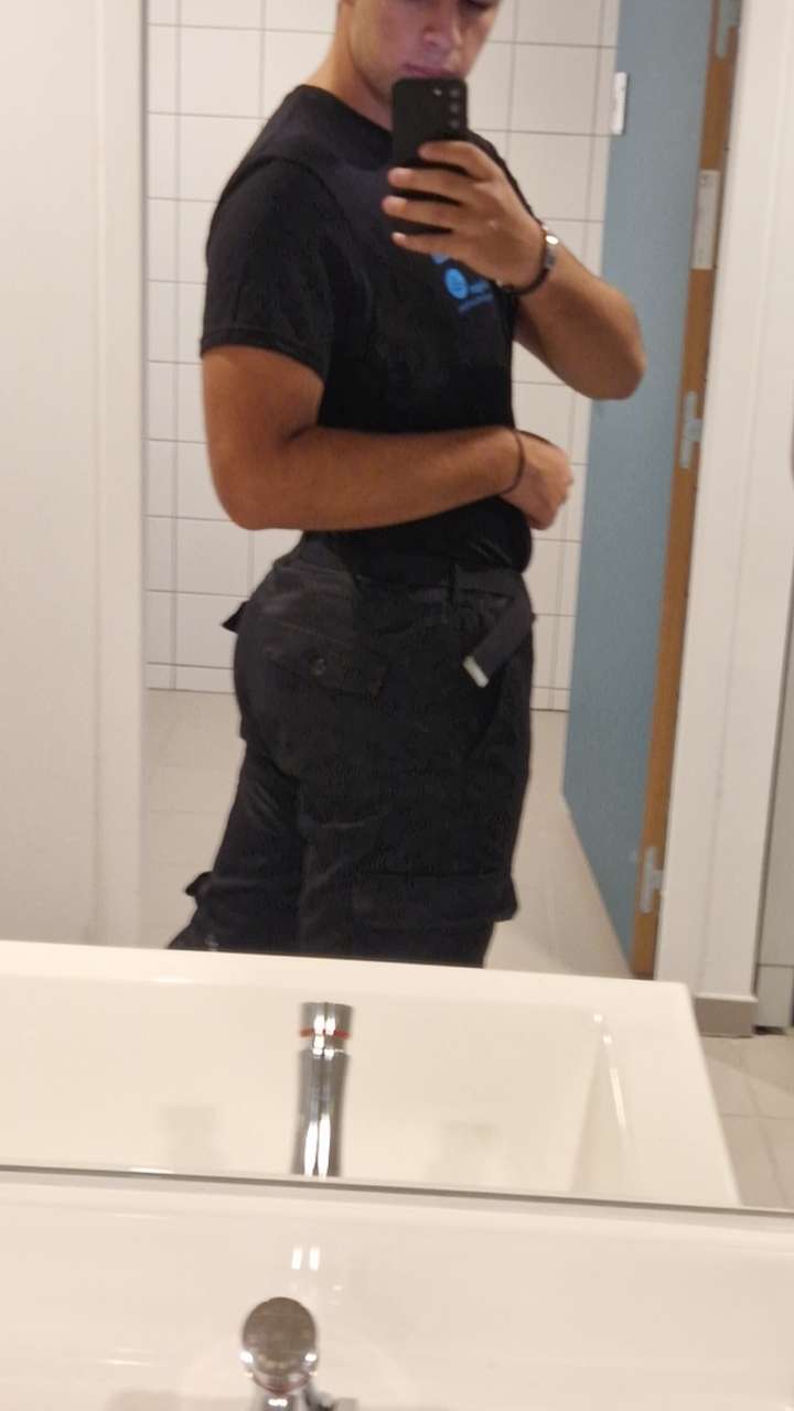 Profil de Srdjan, 18 ans, Escort TS France à Vrocourt