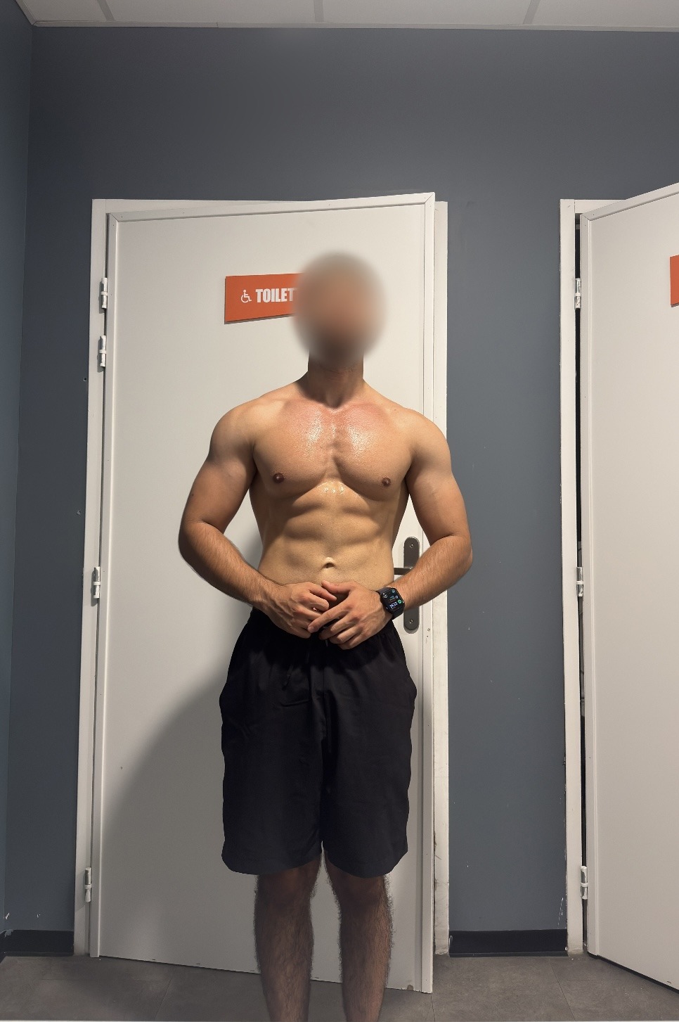 Profil de Riadh, 20 ans, Escort TS France à Éturqueraye