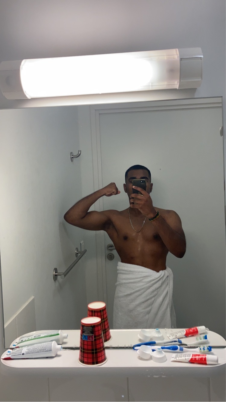 Profil de Elyasse, 26 ans, Escort TS France à Quesmy