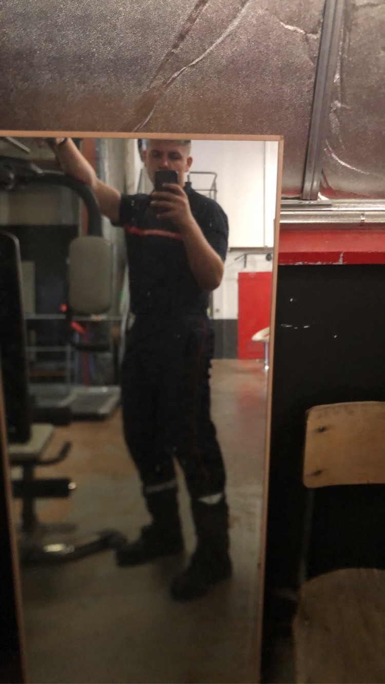 Profil de Luc-henri, 23 ans, Escort TS France à Pérouges