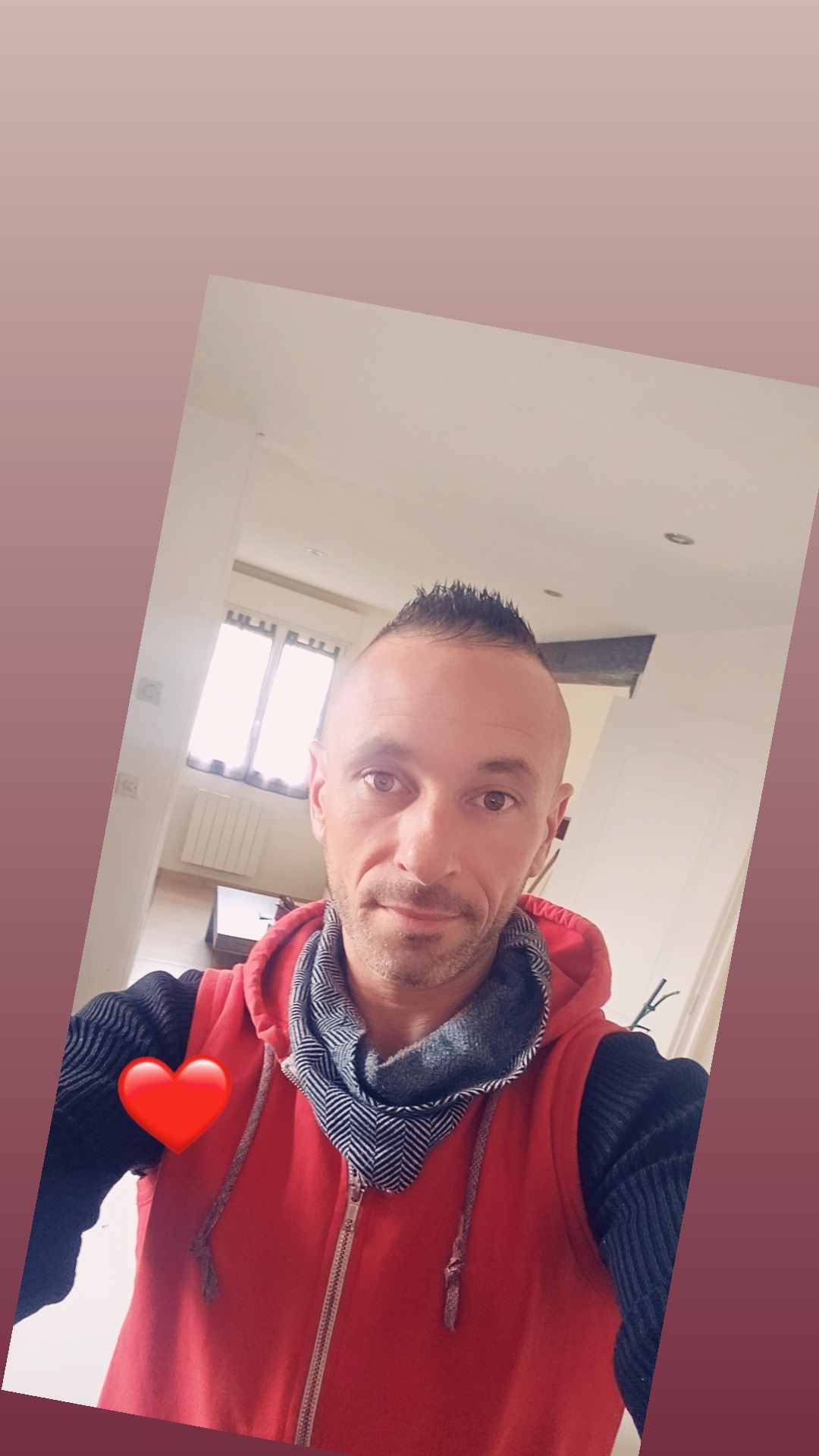Profil de Hugolin, 37 ans, Escort TS France à Lacaune