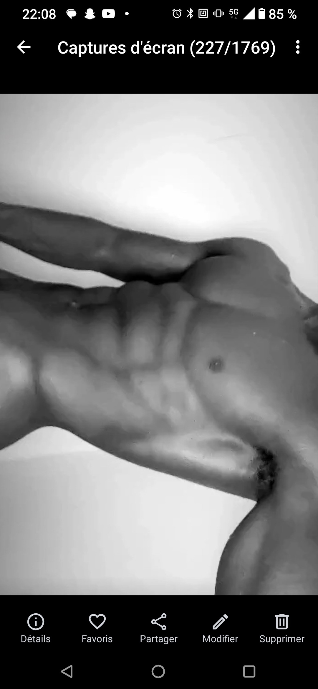 Profil de Nabil, 21 ans, Escort TS France à Domsure