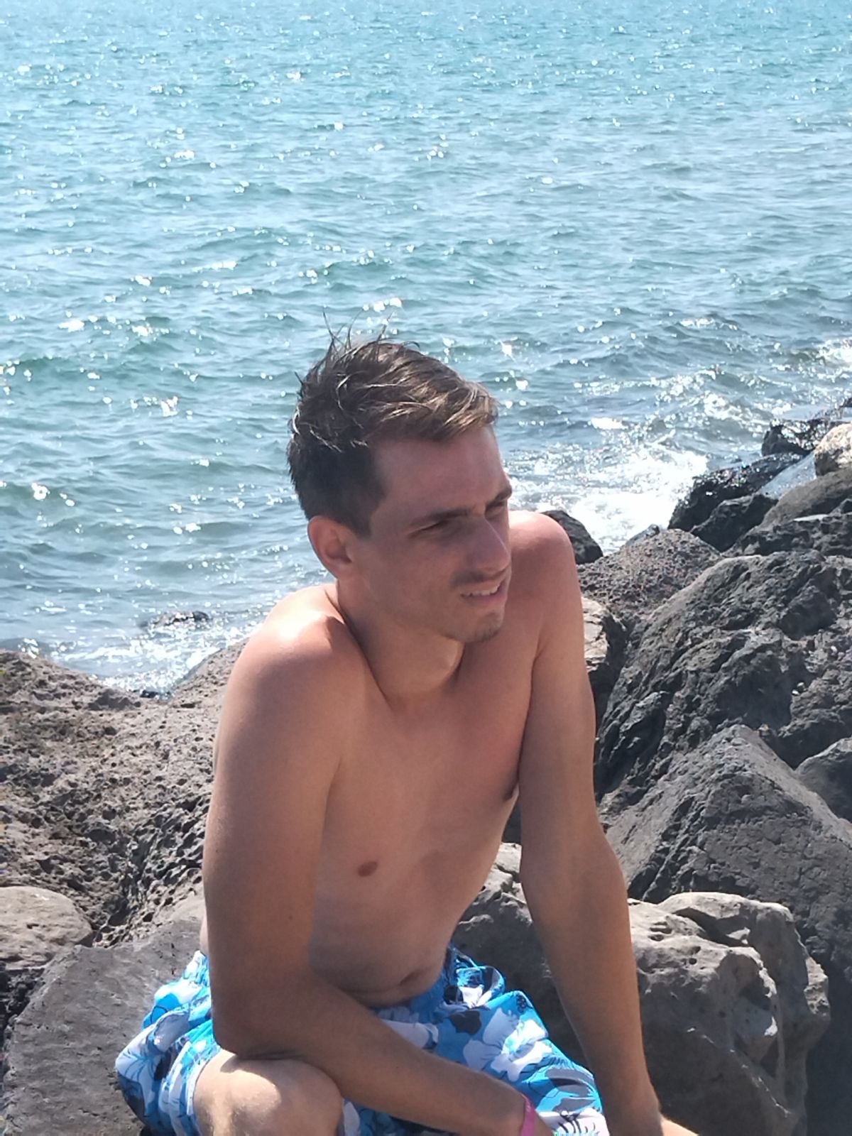 Profil de Ayyub, 19 ans, Escort TS France à Thory
