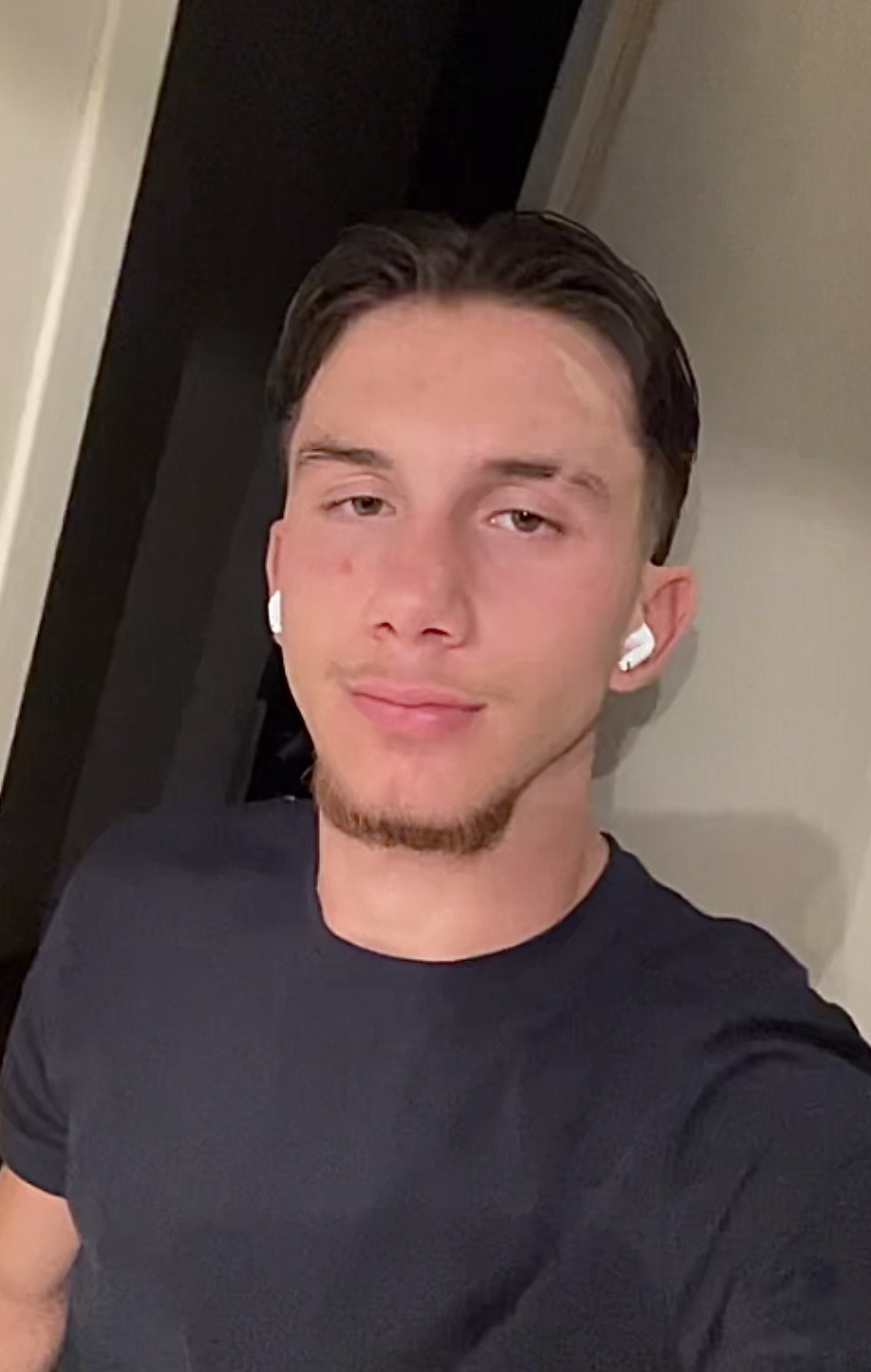 Profil de Duquesne, 20 ans, Escort TS France à Quittebeuf