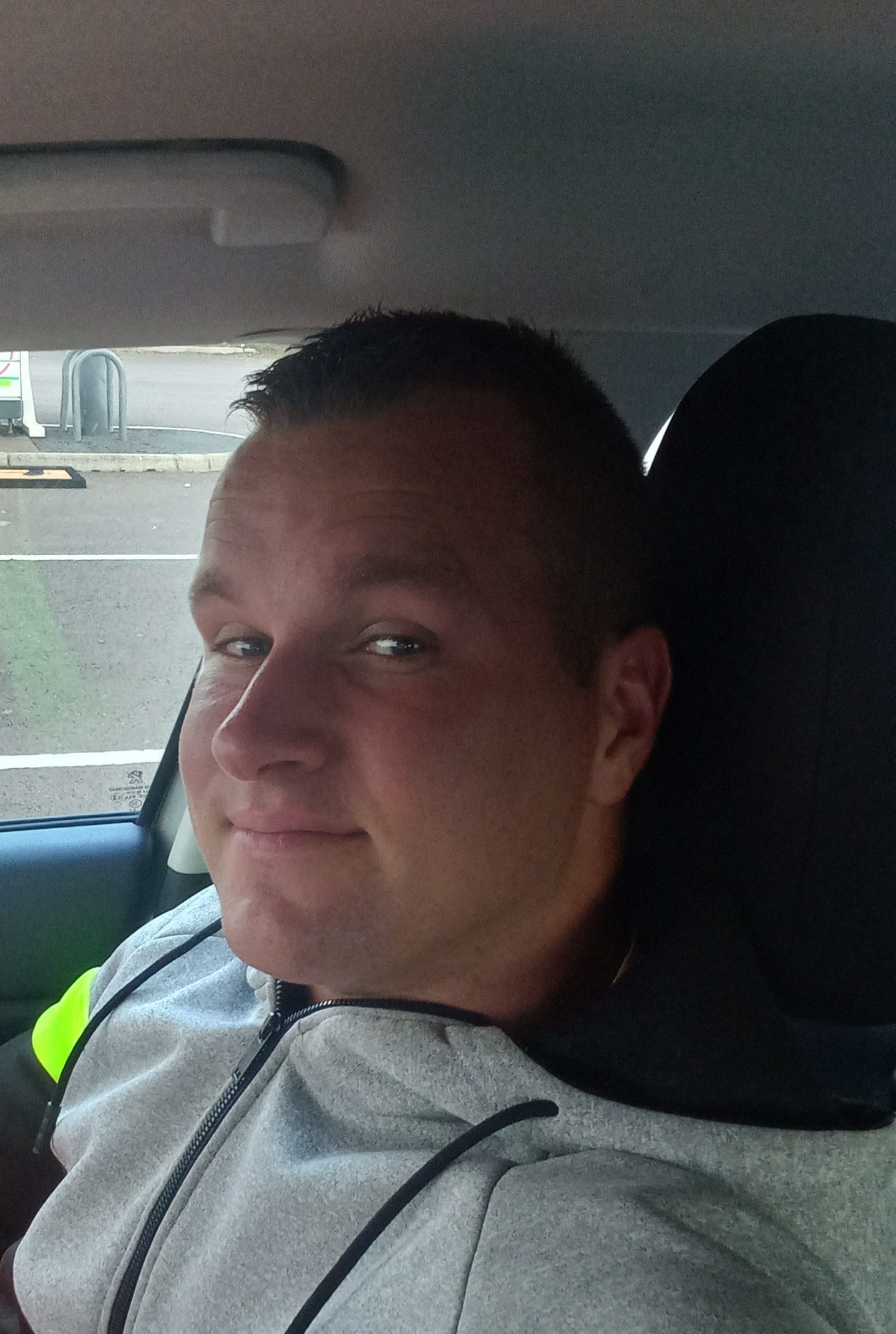 Profil de Jean-carlo, 25 ans, Escort TS France à Wiseppe