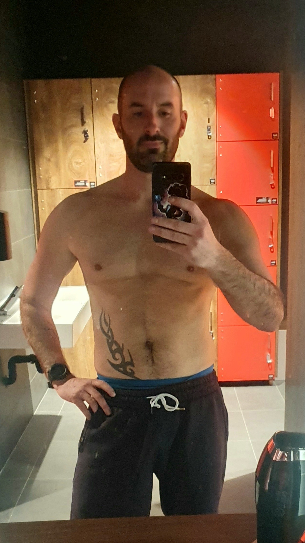 Profil de Magloire, 39 ans, Escort TS France à Royaucourt