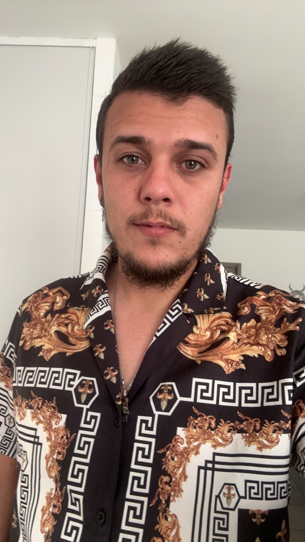 Profil de Mohcene, 27 ans, Escort TS France à Serans