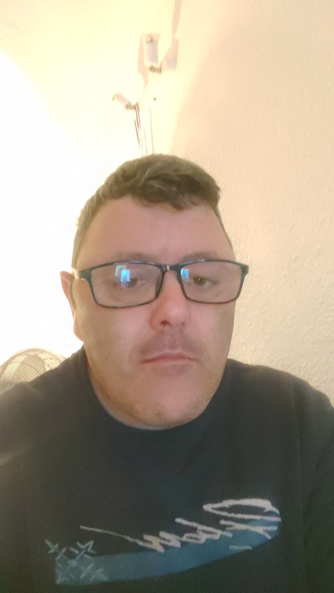 Profil de Dustin, 50 ans, Escort TS France à Cuignières
