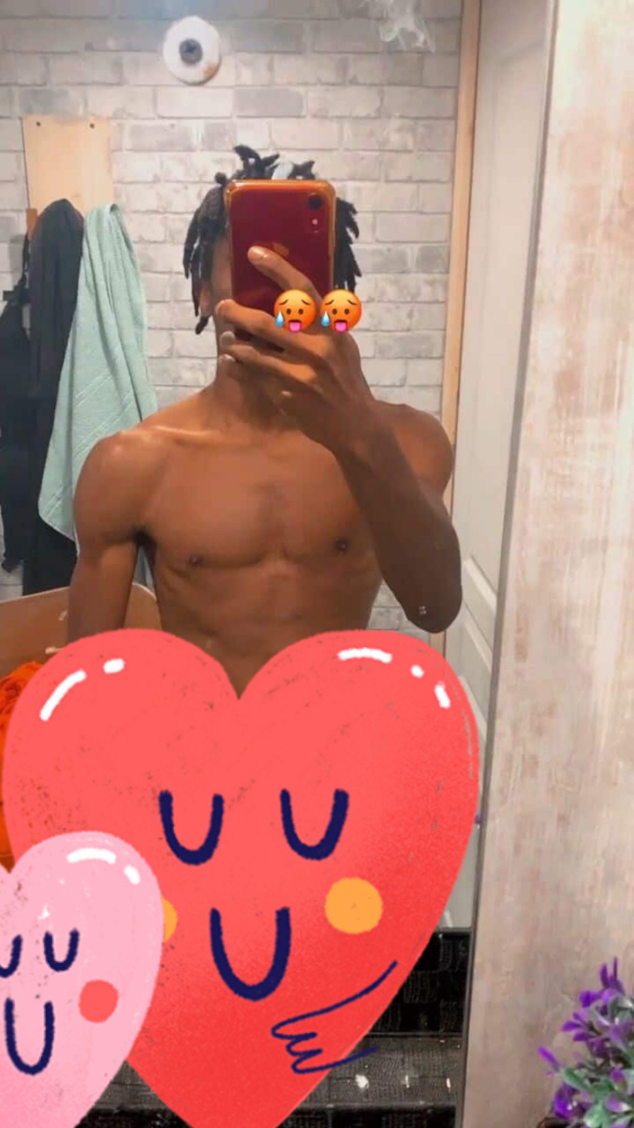 Profil de Vitaly, 23 ans, Escort TS France à Pullay