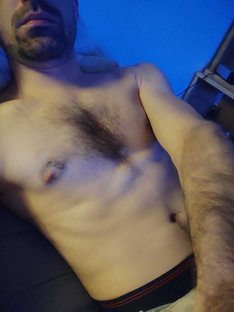 Profil de Landry, 33 ans, Escort TS France à LePetit-Celland