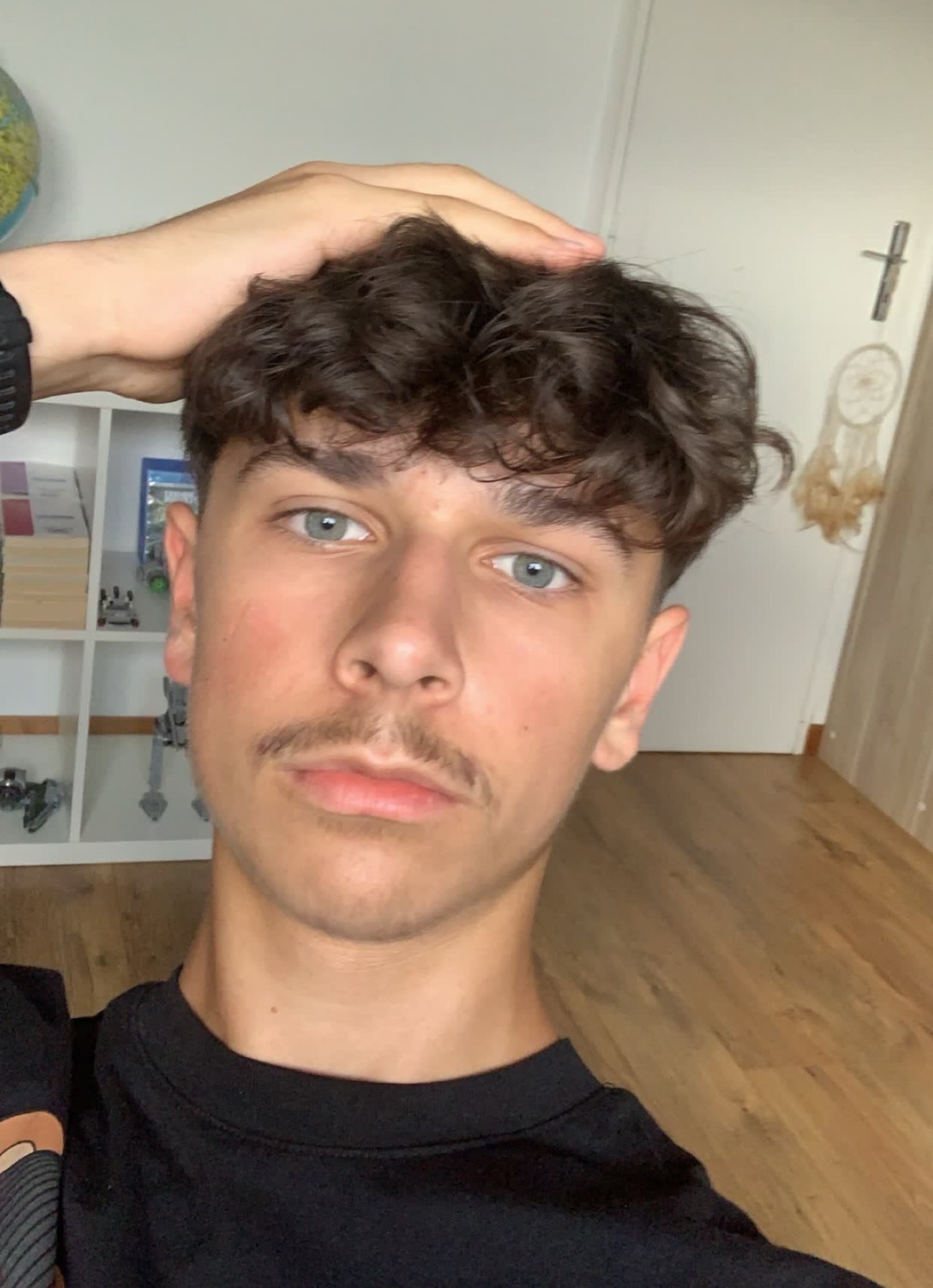 Profil de Jawad, 18 ans, Escort TS France à Chaley