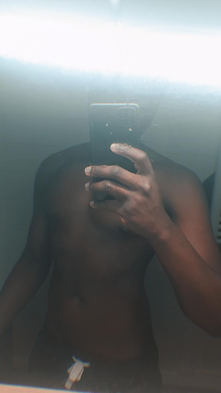 Profil de Marx, 20 ans, Escort TS France à Dompcevrin