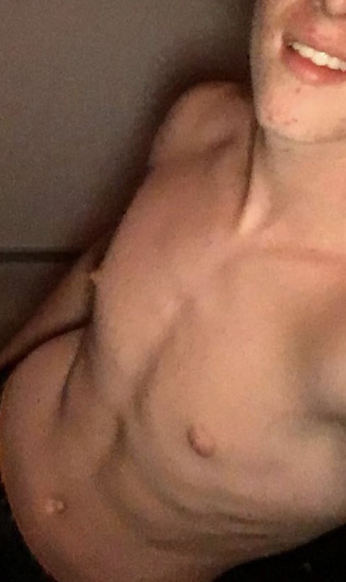Profil de Jaume, 22 ans, Escort TS France à Pluduno