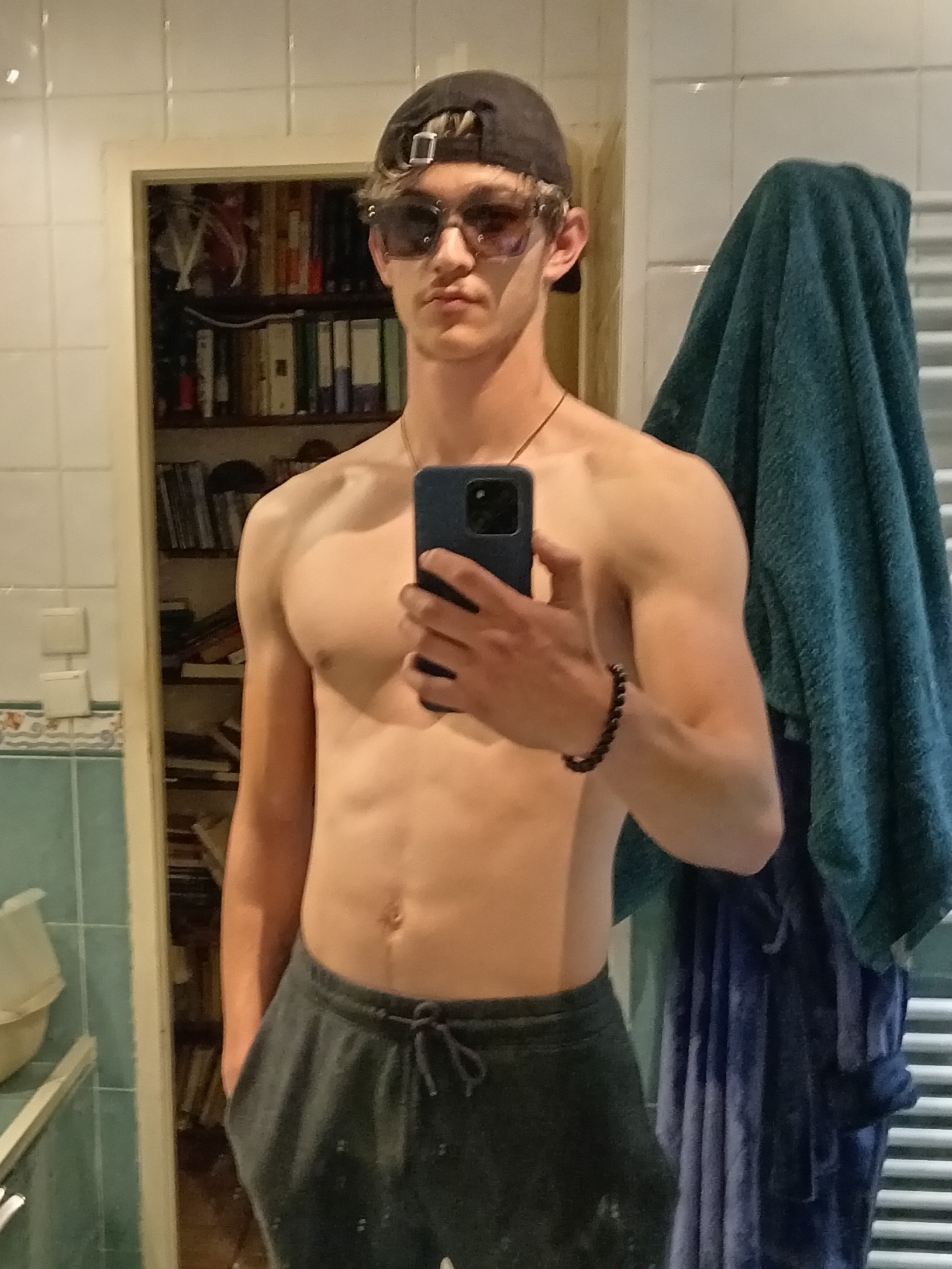 Profil de Ridwane, 20 ans, Escort TS France à Audierne