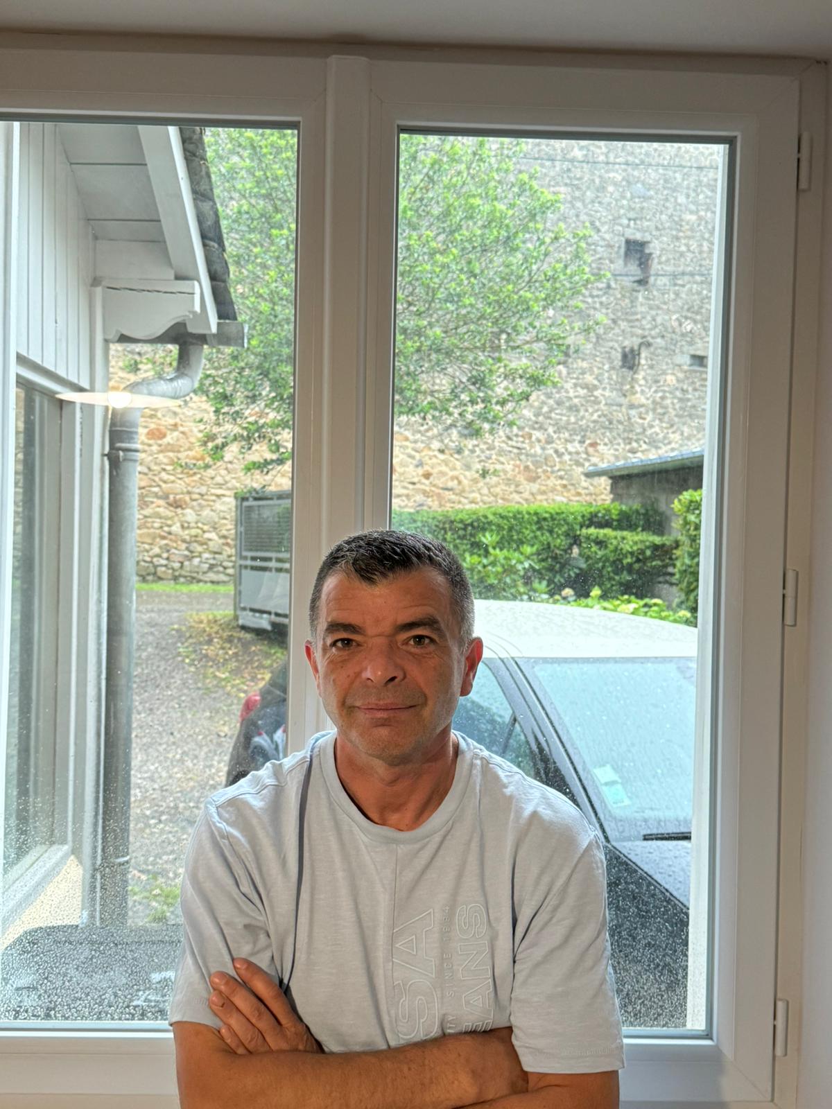 Profil de Azouz, 49 ans, Escort TS France à Bitry