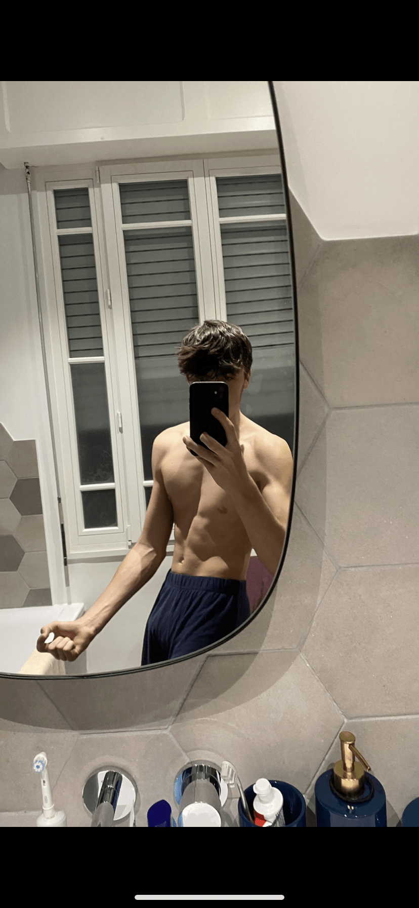 Profil de Deni, 18 ans, Escort TS France à Solente