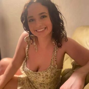 Profil de Anelyne, 30 ans, Escort TS France à Morville-lès-Vic
