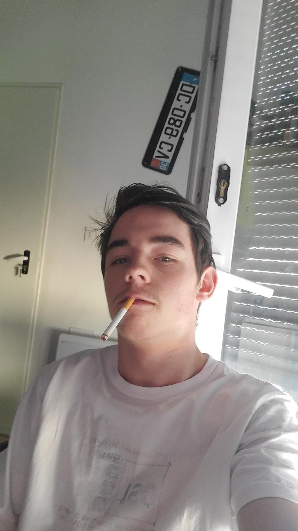 Profil de Lysian, 22 ans, Escort TS France à Clairoix
